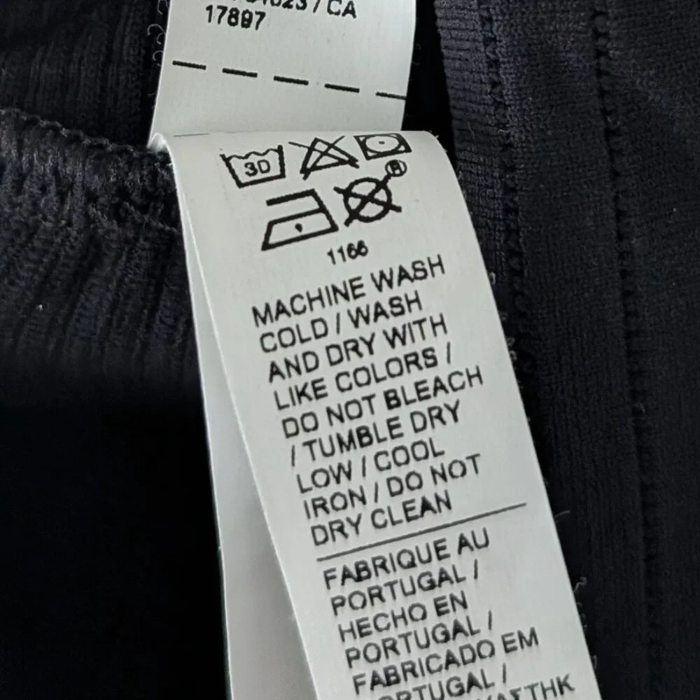 Athleta Flurry Blizzard Seamless Turtleneck, Black, Small - Picture 9 of 9